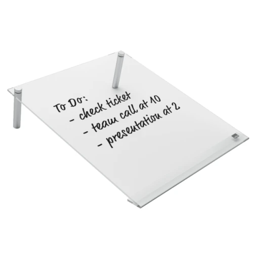 1915612_iu_04.png